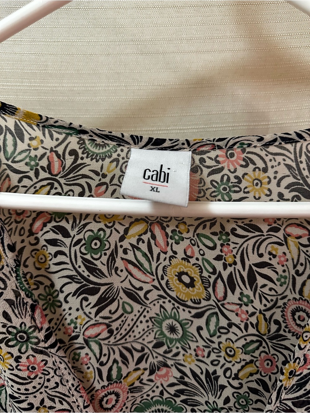 Cabi Floral Ruffle Blouse XL Boho Peasant Top Bell Sleeve Romantic Cottagecore - Picture 2 of 7